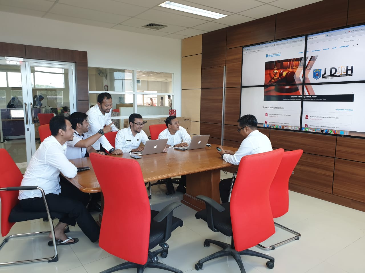 KETERBUKAAN INFORMASI PUBLIK, DKISP BANGUN WEBSITE JDIH